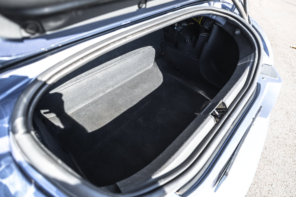 Used 2005 Chrysler Crossfire Limited RWD image 21