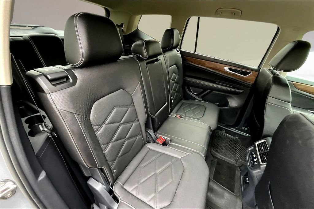 Used 2024 Volkswagen Atlas SE image 24