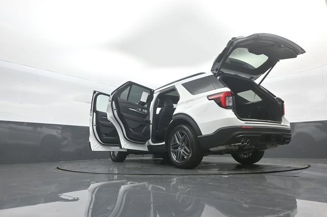 New 2026 Ford Explorer ST w/ Sun And Sound Package image 41