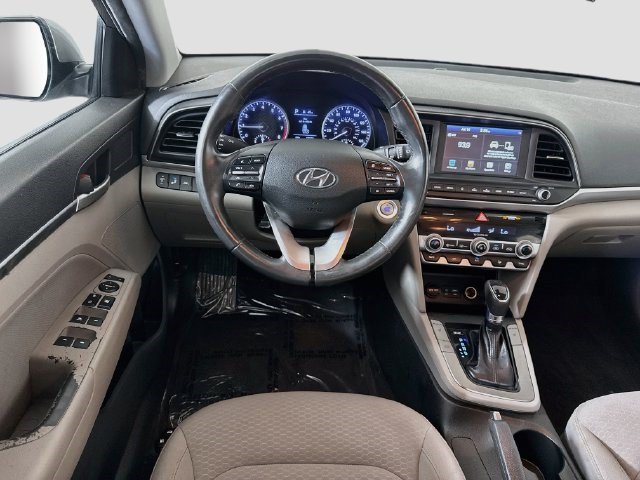 Used 2020 Hyundai Elantra Value Edition FWD image 16