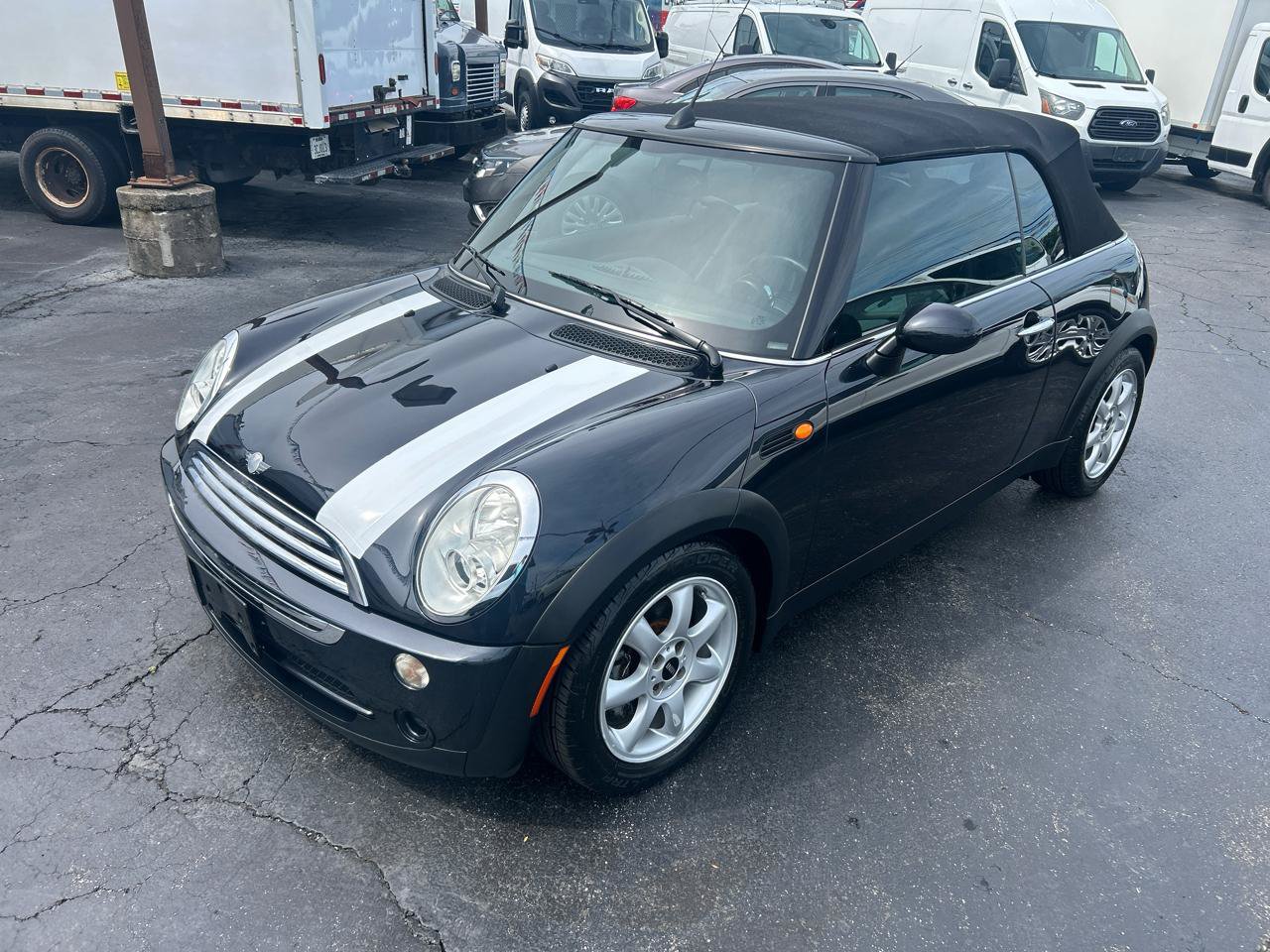 Used 2008 MINI Cooper Convertible FWD image 2