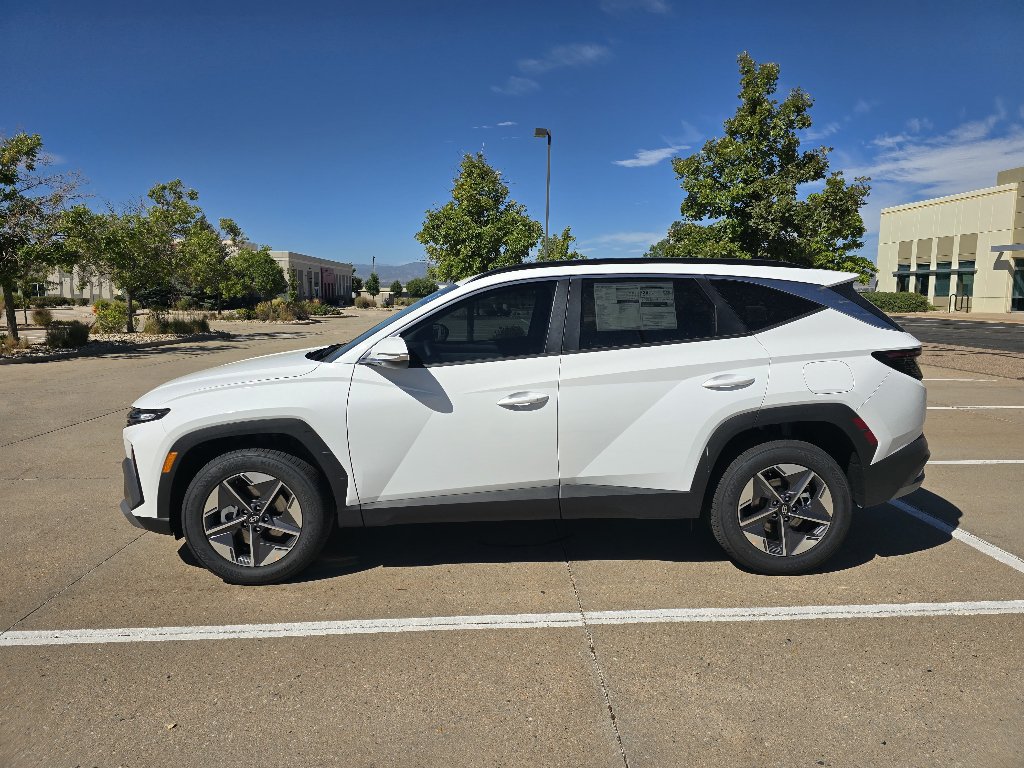 New 2026 Hyundai Tucson SEL AWD/4WD image 2