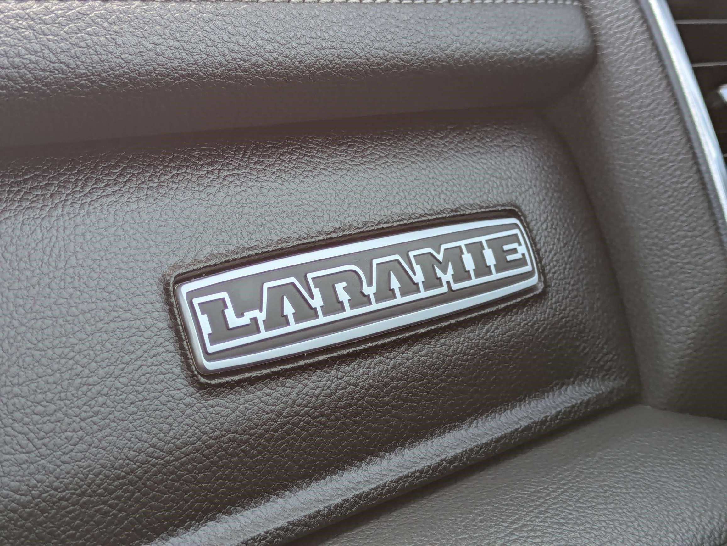 Used 2022 RAM 1500 Laramie RWD image 31