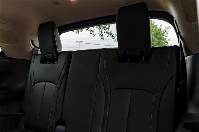 New 2025 INFINITI QX60 Pure image 19