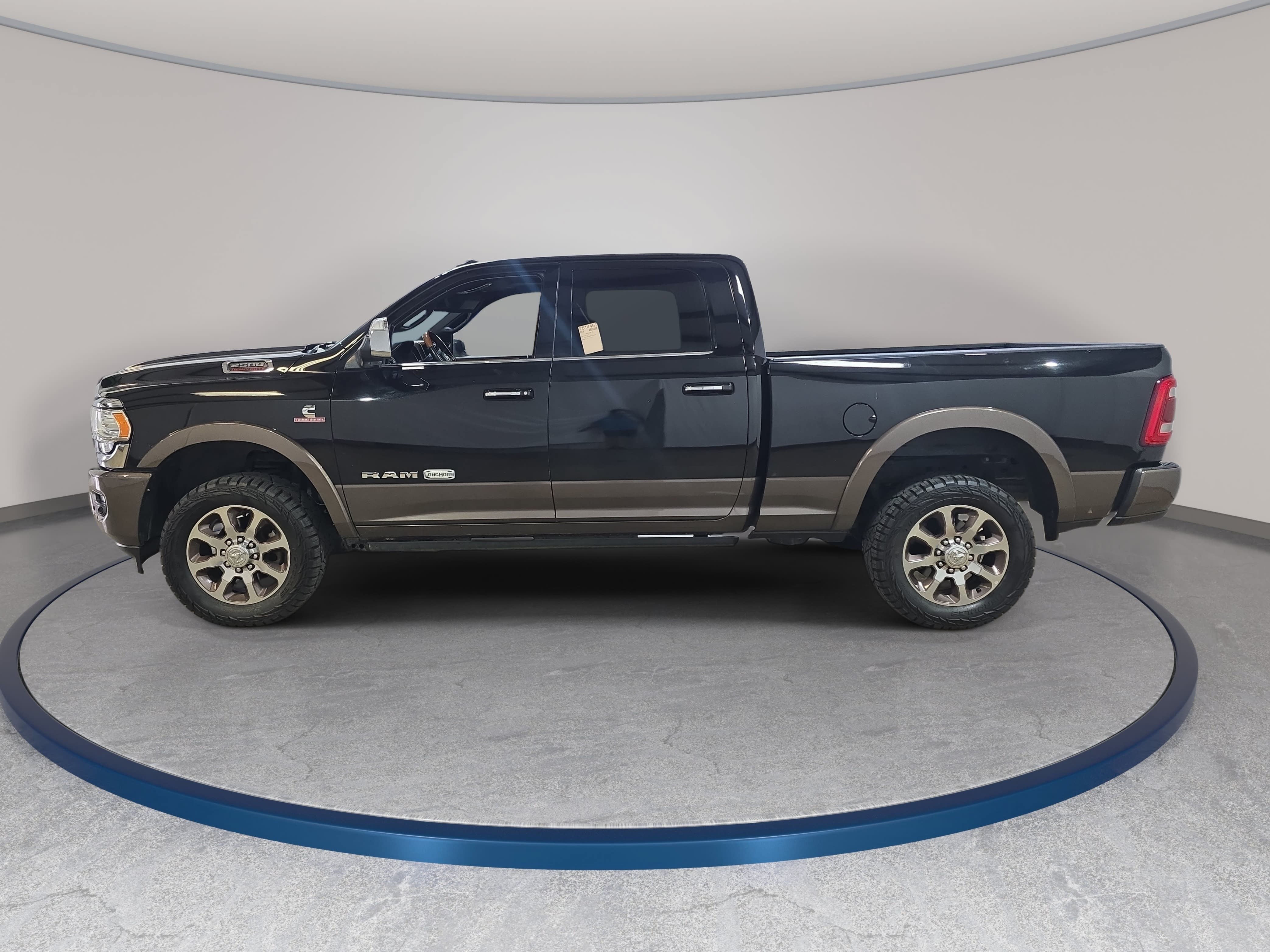 Used 2022 RAM 2500 Limited AWD/4WD image 9