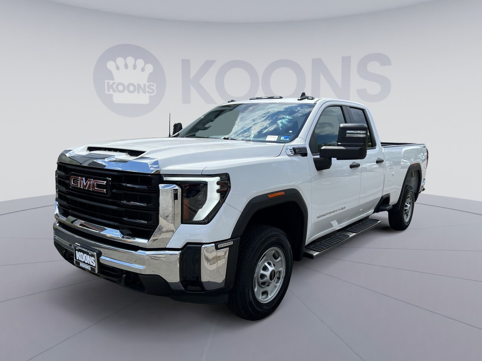 Used 2024 GMC Sierra 2500 Pro w/ Convenience Package AWD/4WD image 1