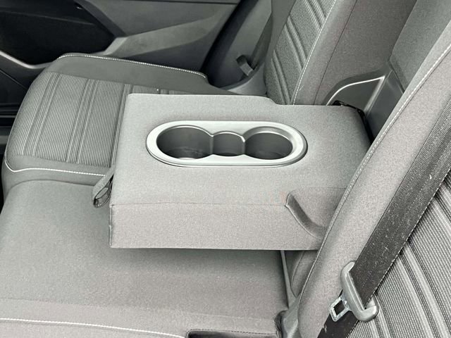 Used 2022 Volkswagen Tiguan S image 11