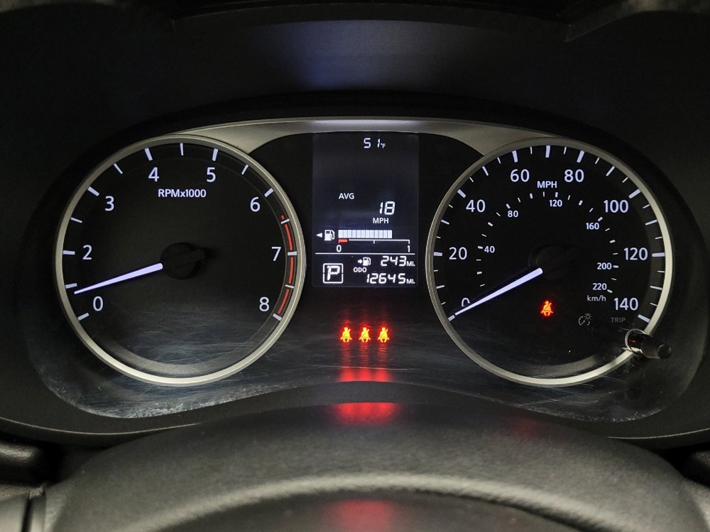 Used 2025 Nissan Versa S w/ Trunk Package FWD image 23