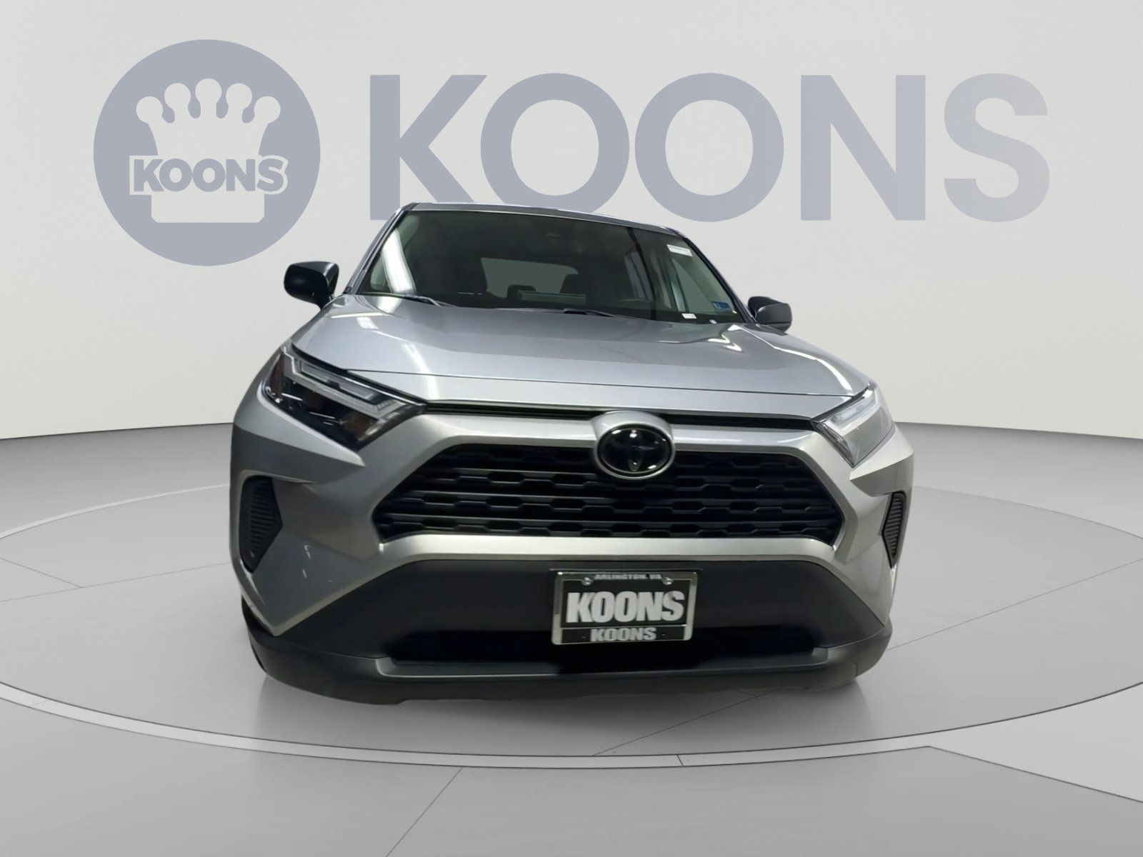 Used 2025 Toyota RAV4 LE AWD/4WD image 4