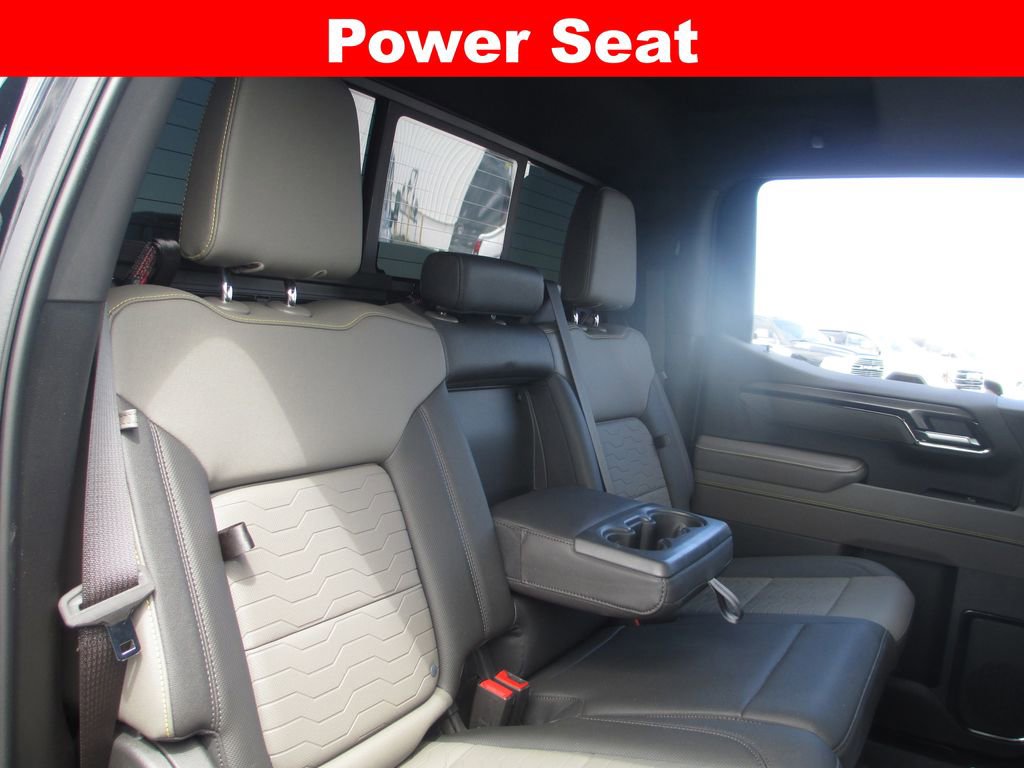 Used 2023 Chevrolet Silverado 1500 ZR2 w/ Technology Package AWD/4WD image 26