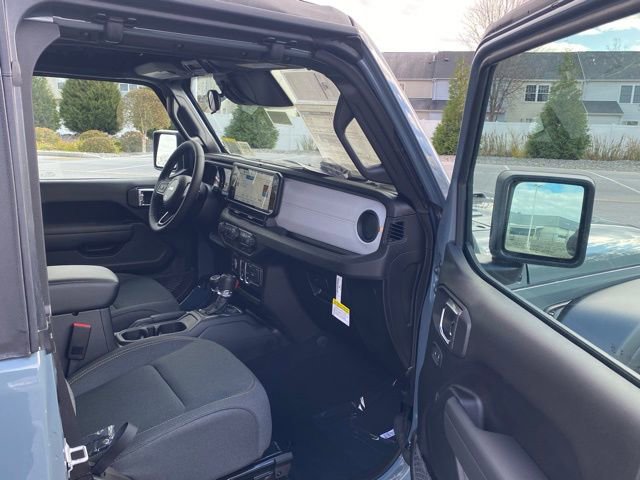 New 2026 Jeep Wrangler Sport AWD/4WD image 27