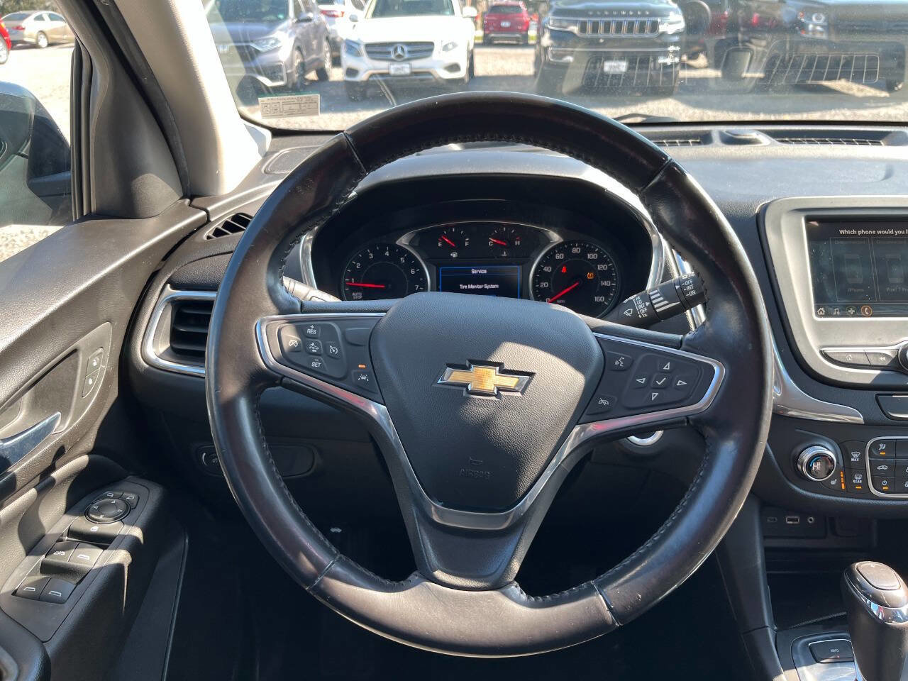 Used 2019 Chevrolet Equinox LT w/ Driver Convenience Package image 16