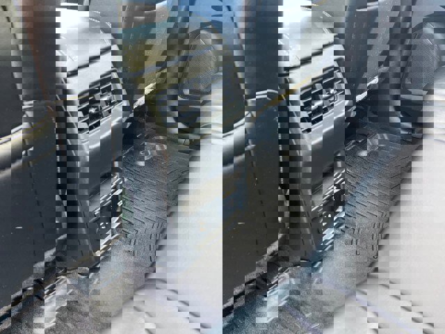 Used 2022 Ford Edge Titanium AWD/4WD image 26