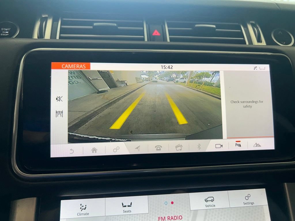 Used 2019 Land Rover Range Rover Supercharged AWD/4WD image 9
