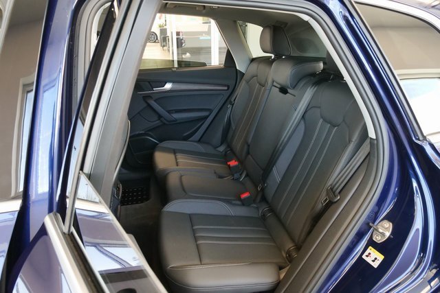 Certified 2025 Audi Q5 2.0T Premium Plus w/ Premium Plus Package image 12