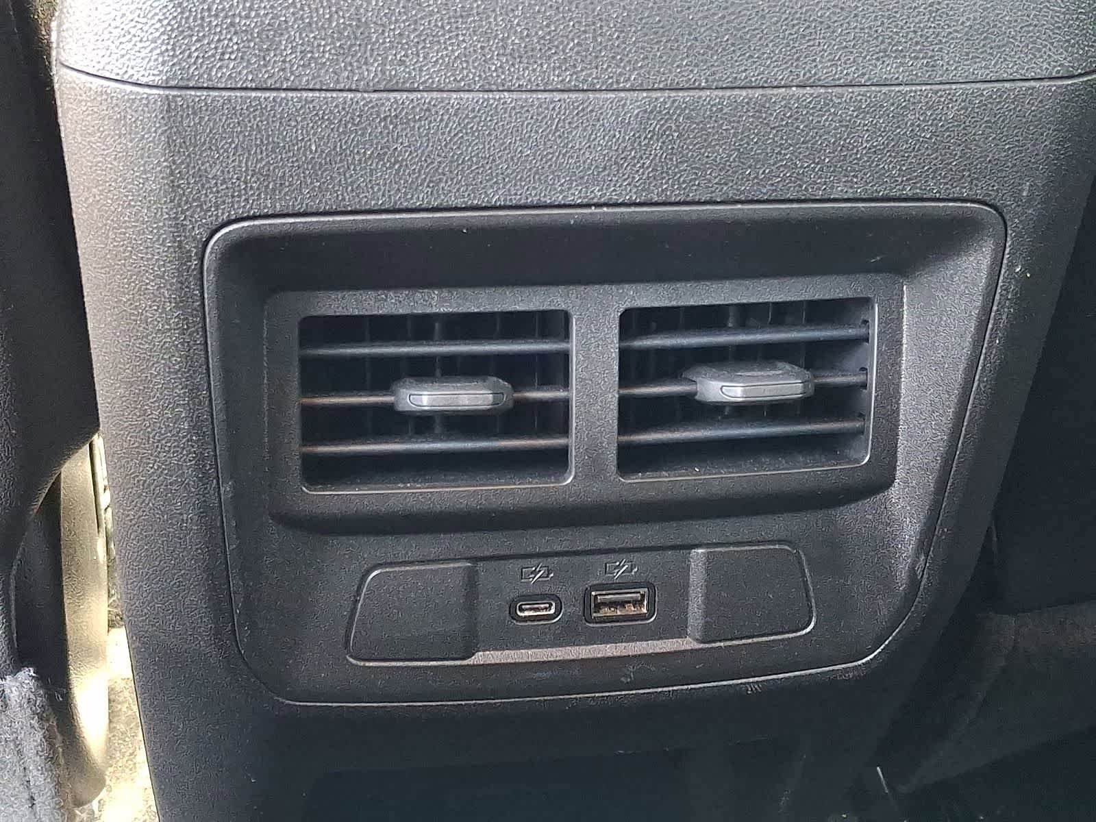 Used 2024 Chevrolet Colorado ZR2 w/ ZR2 Convenience Package III image 27