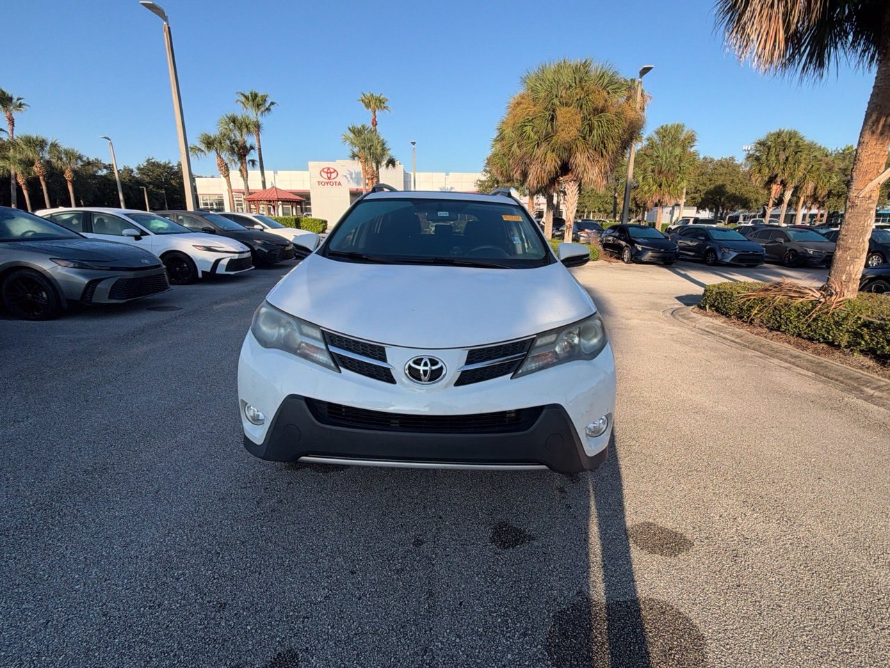 Used 2015 Toyota RAV4 XLE FWD image 5