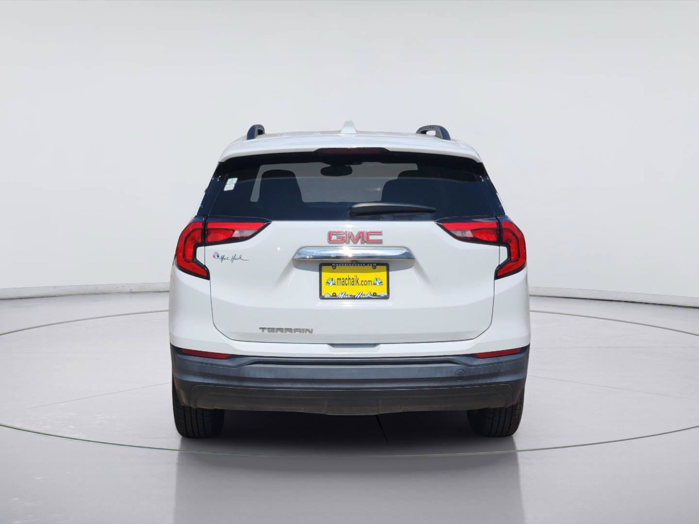 Used 2020 GMC Terrain SLE w/ Driver Convenience Package FWD image 6