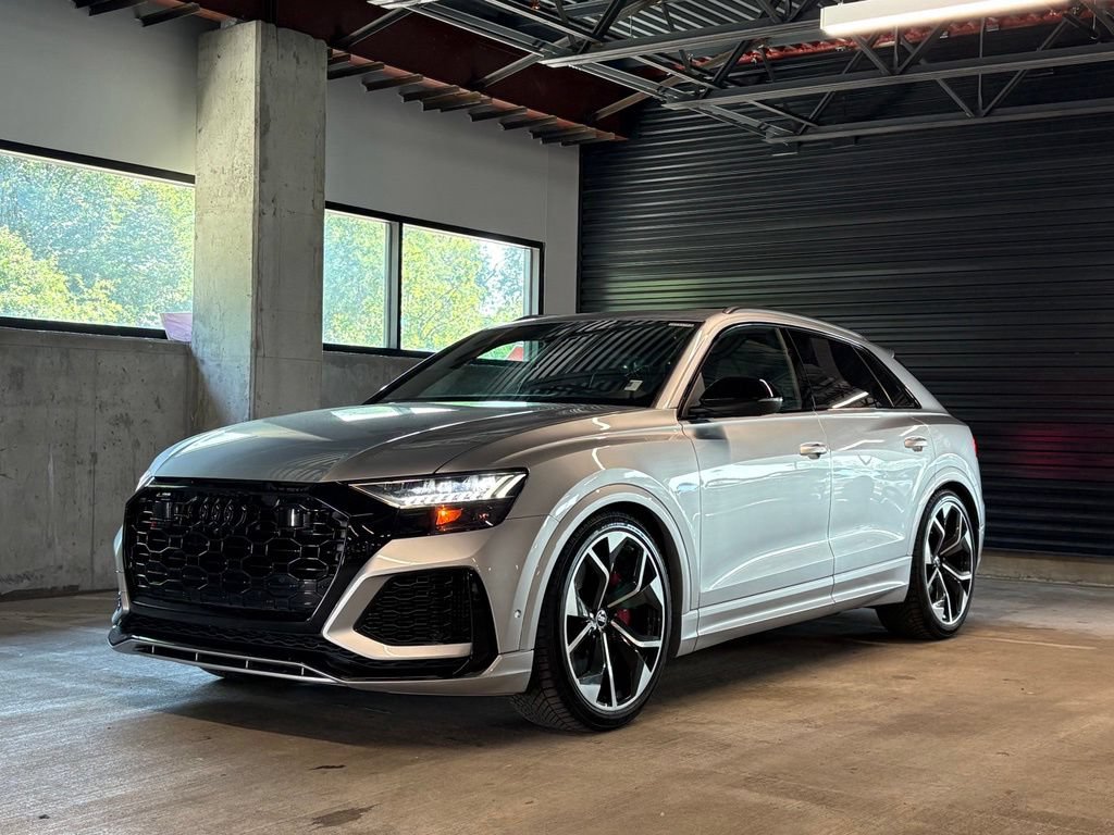 Used 2022 Audi RS Q8 AWD/4WD image 1
