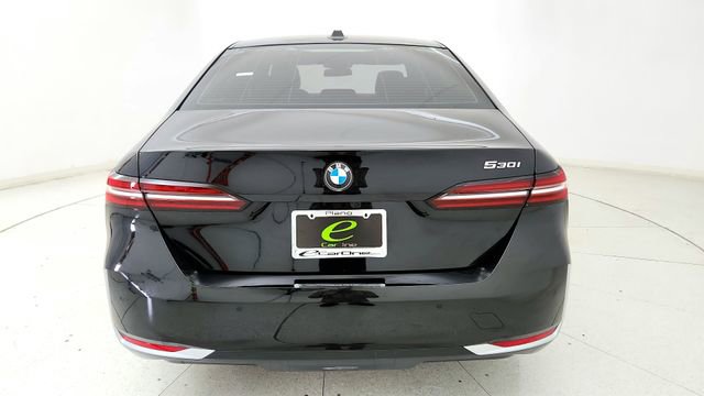 Used 2026 BMW 530i RWD image 10