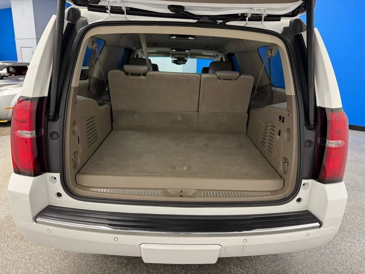 Used 2016 Chevrolet Suburban LTZ AWD/4WD image 32