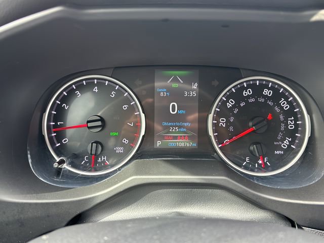 Used 2021 Toyota RAV4 XLE image 15