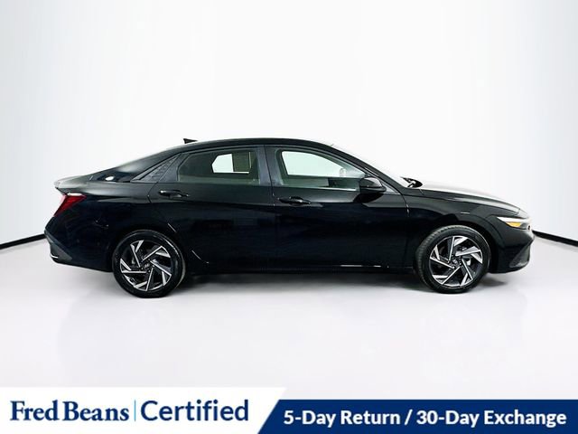 Certified 2025 Hyundai Elantra Sport FWD image 9