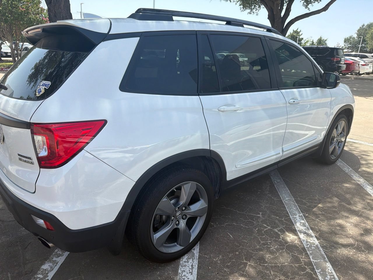 Used 2021 Honda Passport Touring image 3