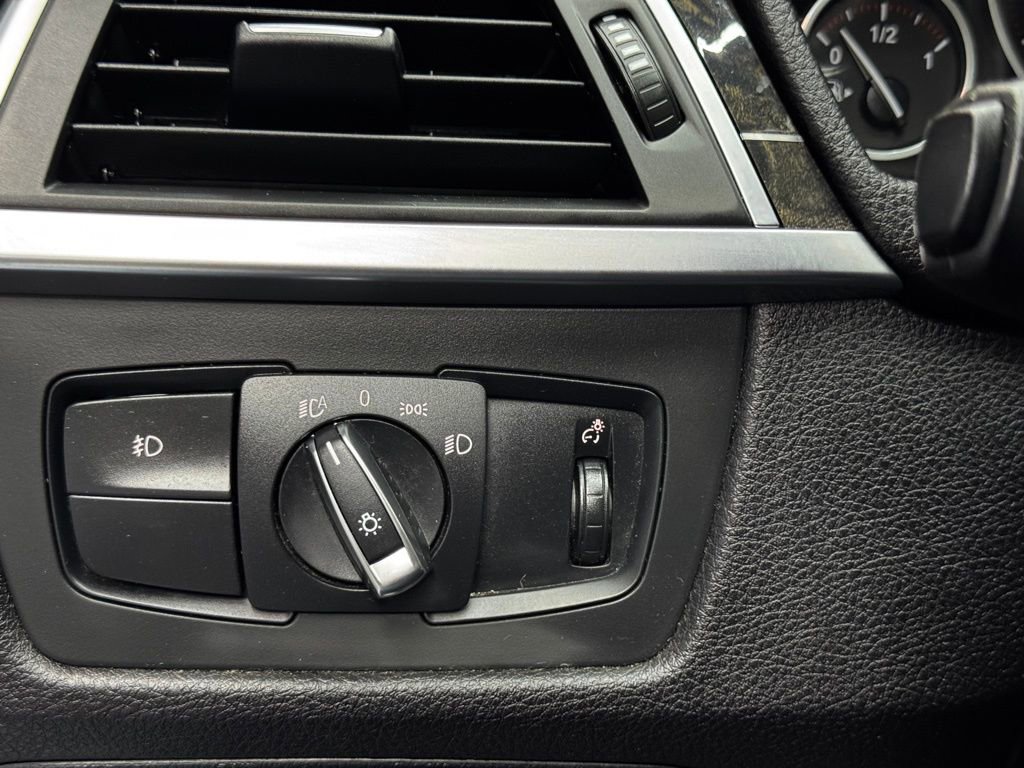 Used 2016 BMW 328i Sedan image 31