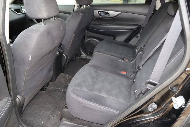 Used 2016 Nissan Rogue S FWD image 5