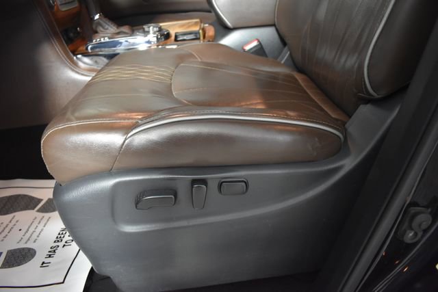 Used 2017 INFINITI QX80 Limited w/ All Season Package image 12