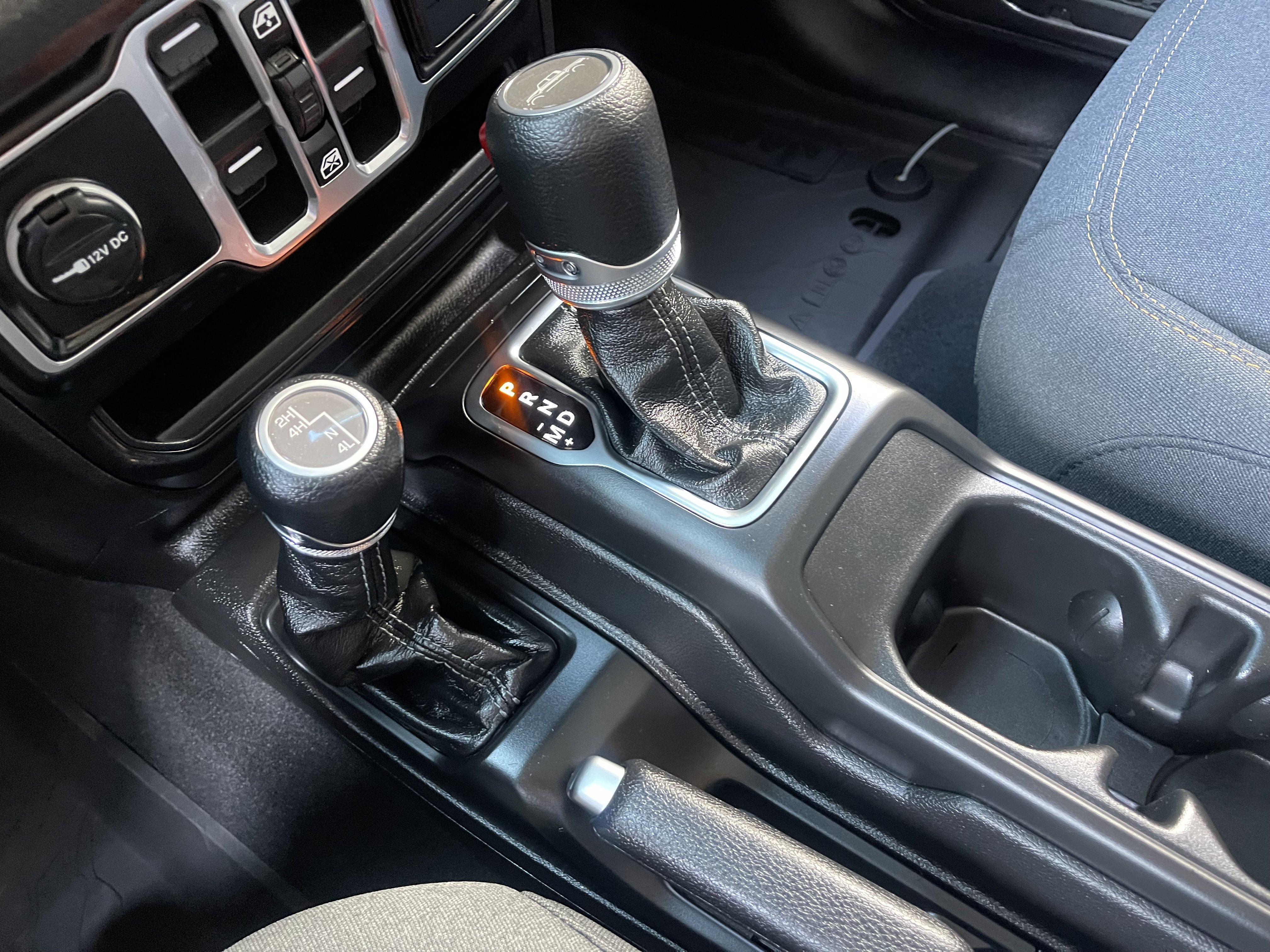 New 2026 Jeep Gladiator Sport AWD/4WD image 34