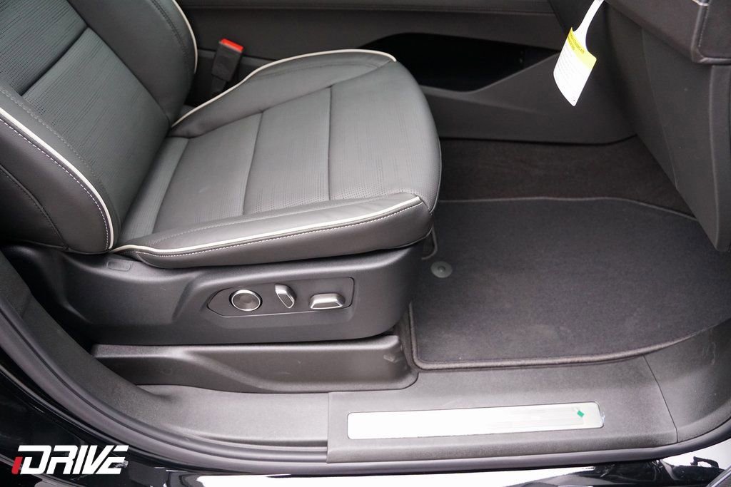 Used 2026 Cadillac Escalade Sport w/ Touring Package image 51