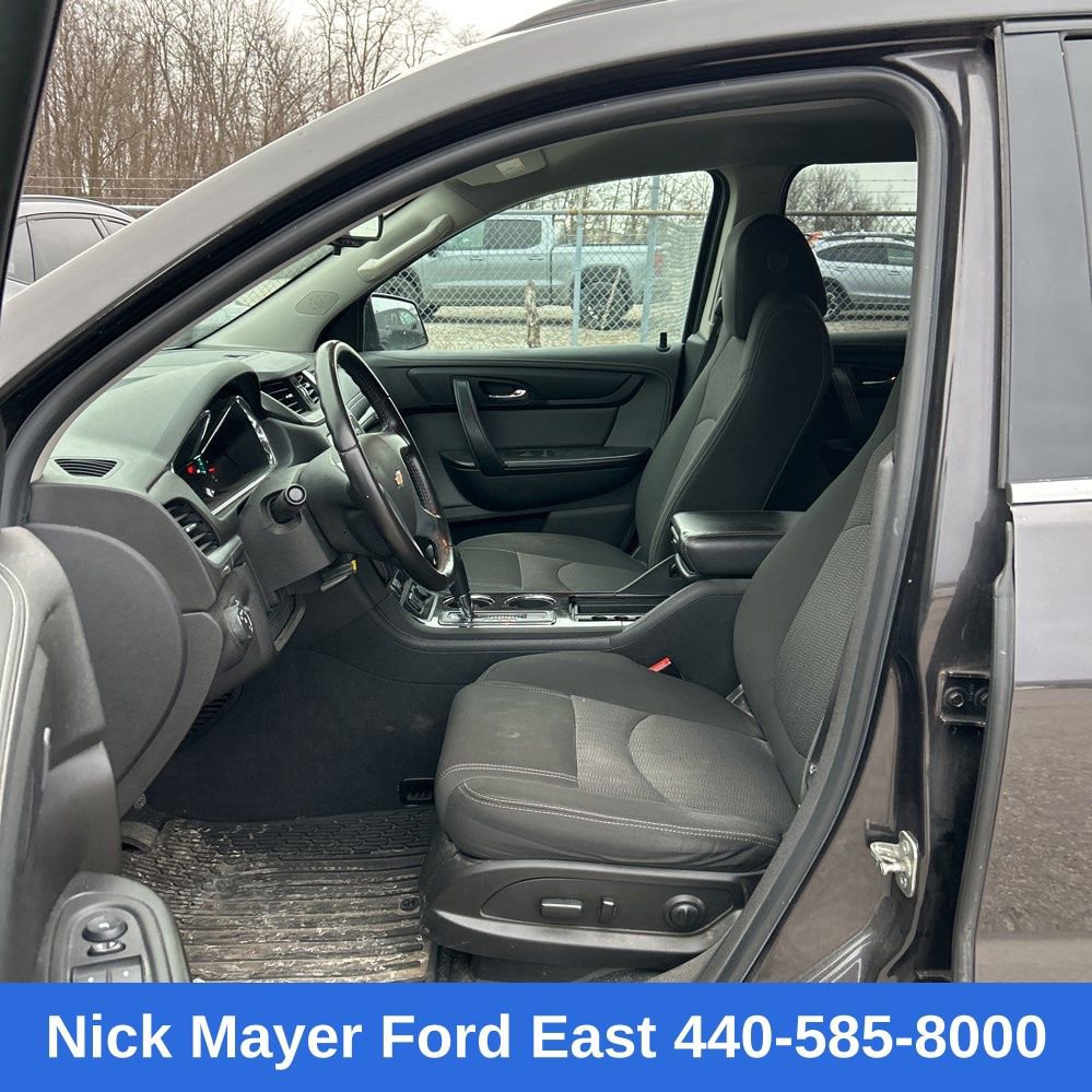 Used 2016 Chevrolet Traverse LT w/ Style and Technology Package image 29