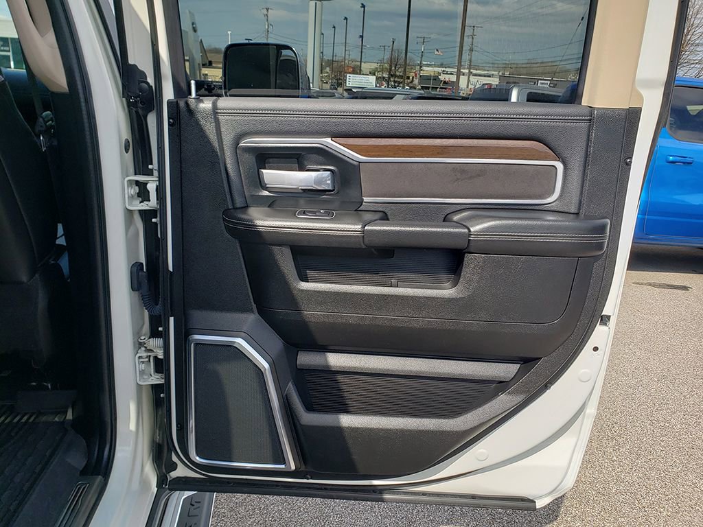 Used 2022 RAM 2500 Laramie AWD/4WD image 18