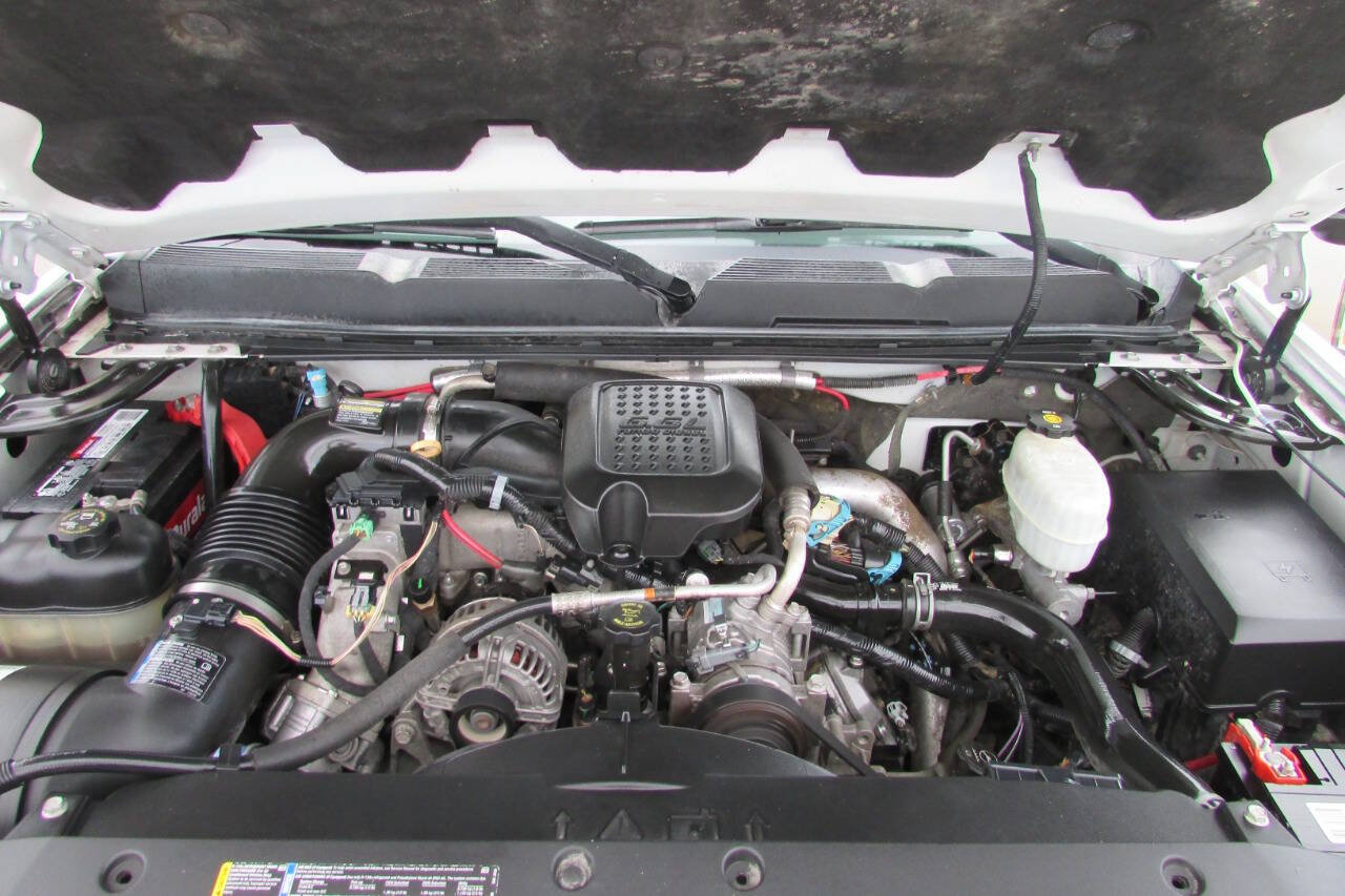 Used 2007 Chevrolet Silverado 2500 LT w/ 2LT Convenience Package AWD/4WD image 44