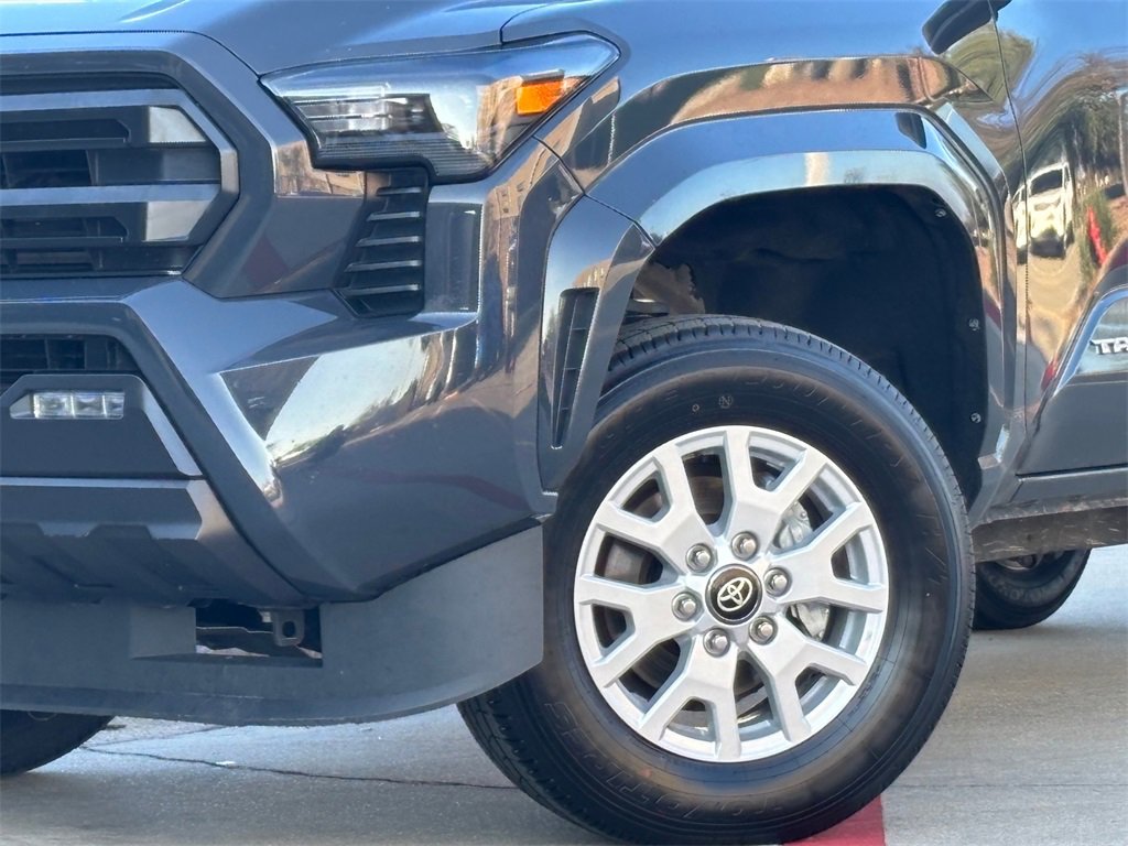 Certified 2024 Toyota Tacoma SR5 image 2