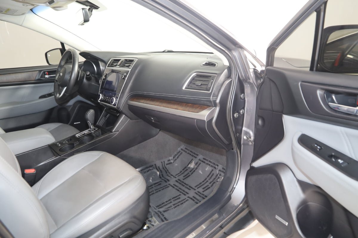 Used 2019 Subaru Outback 2.5i Limited AWD/4WD image 42