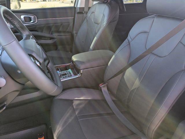 Certified 2026 Kia Sorento SX AWD/4WD image 28