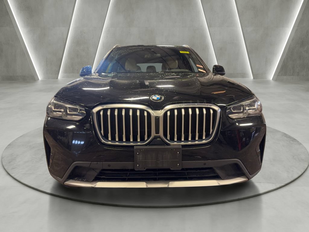 Used 2022 BMW X3 xDrive30i AWD/4WD image 2