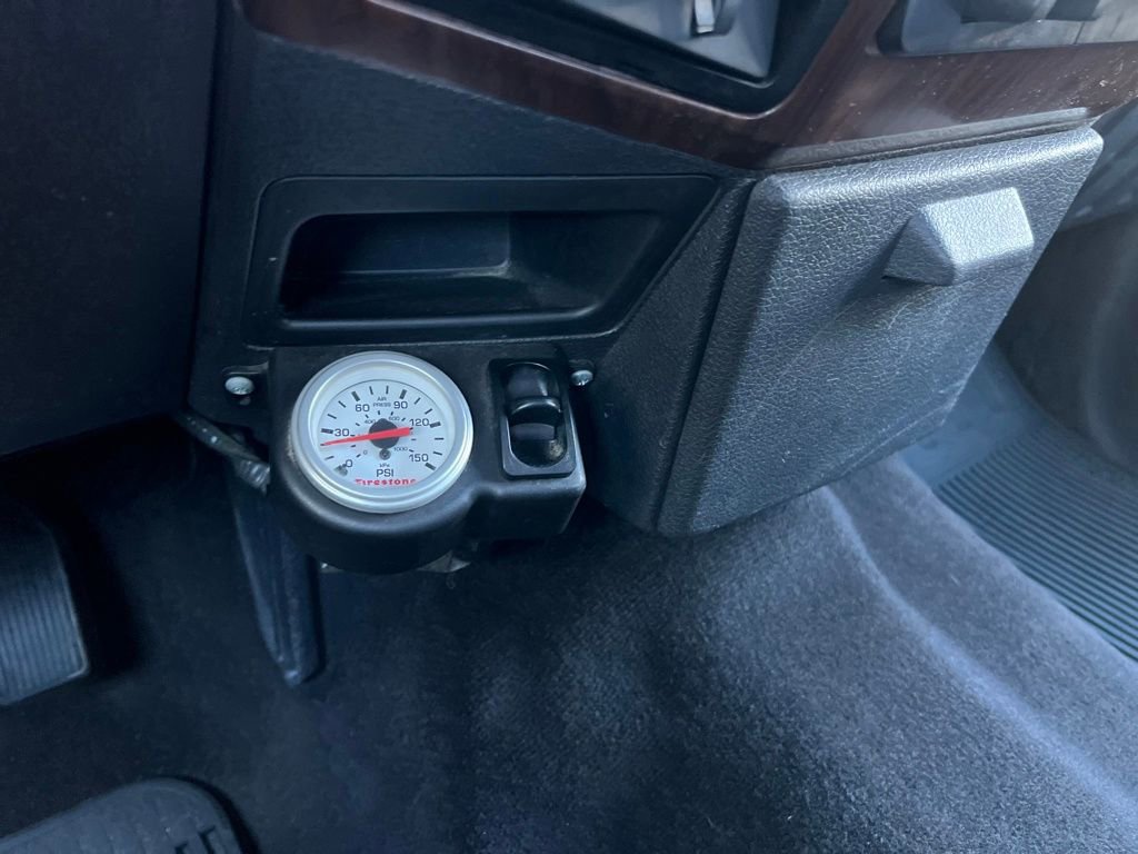 Used 2016 Ford F350 Lariat w/ Chrome Package image 38