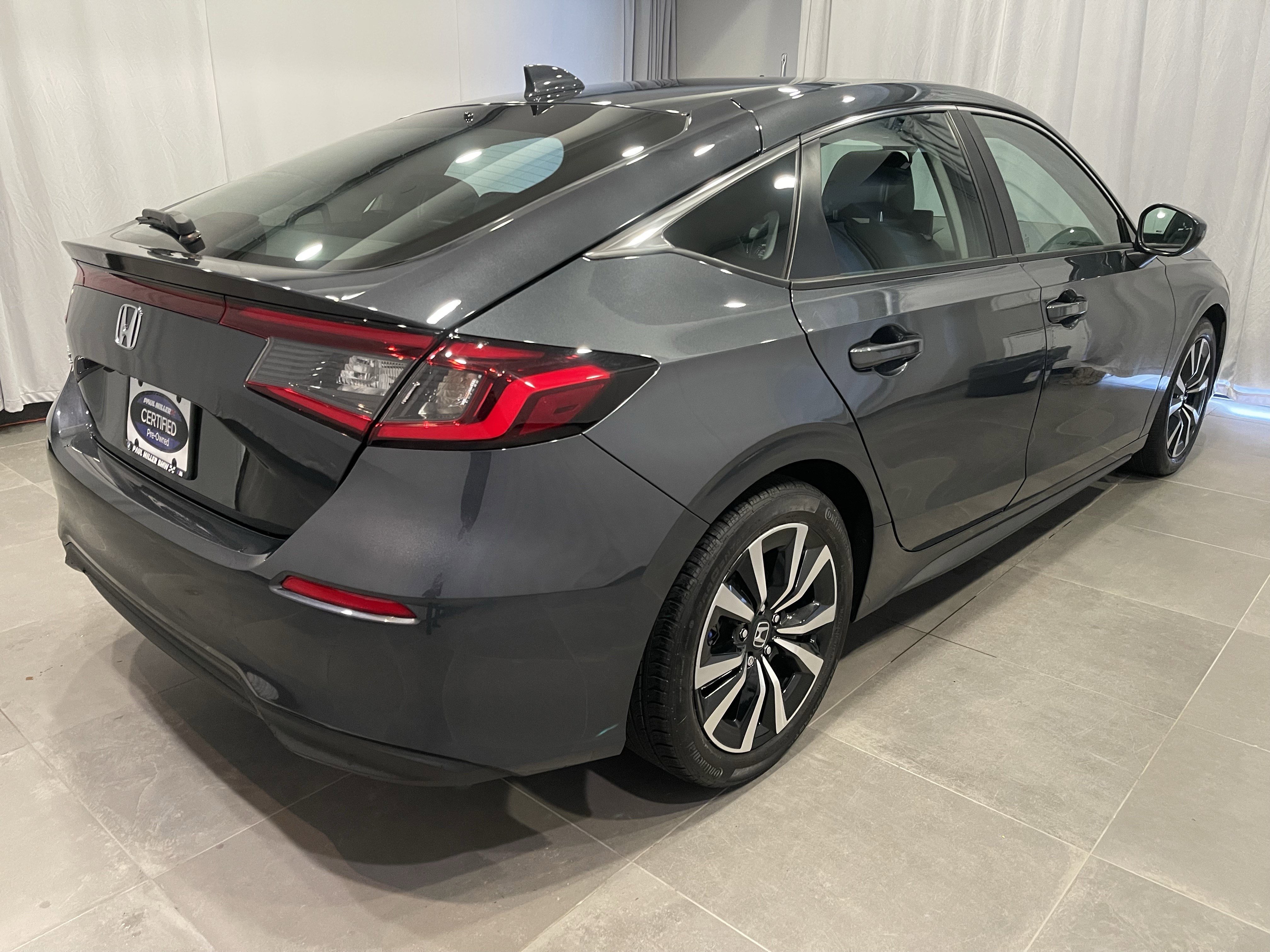 Used 2022 Honda Civic EX-L image 7
