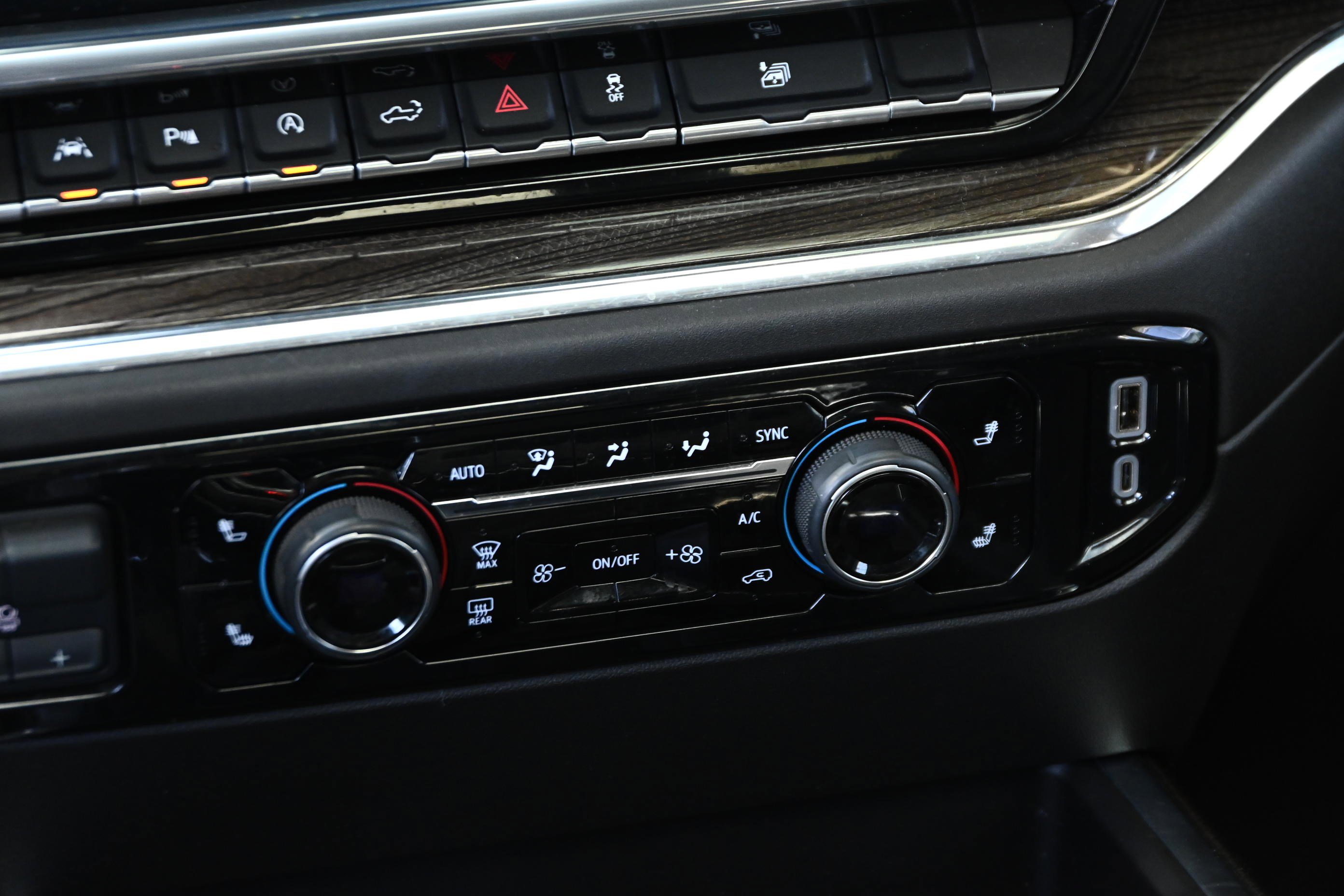 Used 2024 Chevrolet Silverado 1500 RST image 21