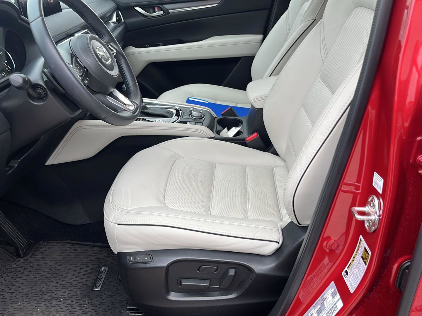 Used 2025 MAZDA CX-5 AWD 2.5 S w/ Premium Plus Pkg image 8