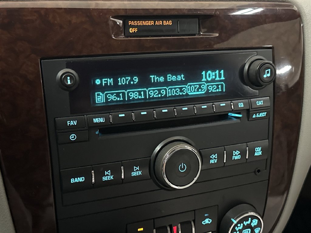 Used 2011 Chevrolet Impala LT FWD image 14