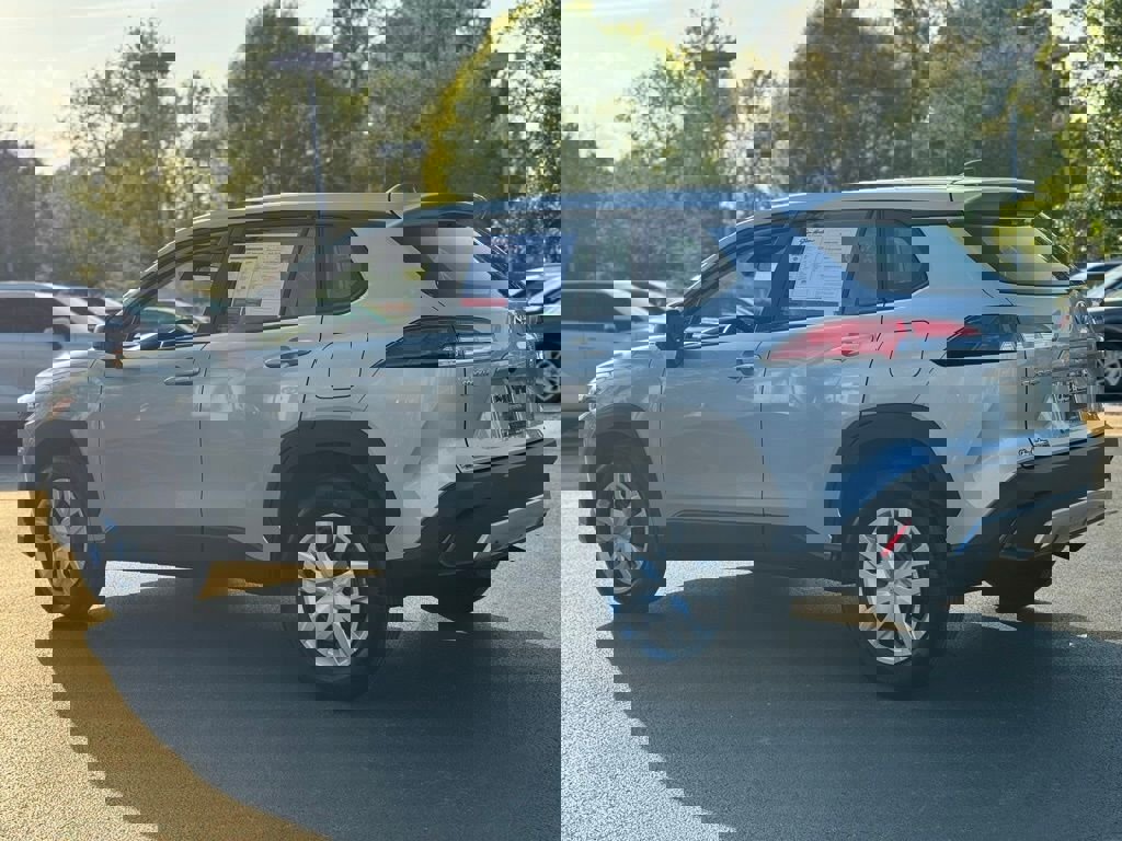 Certified 2023 Toyota Corolla Cross L image 10