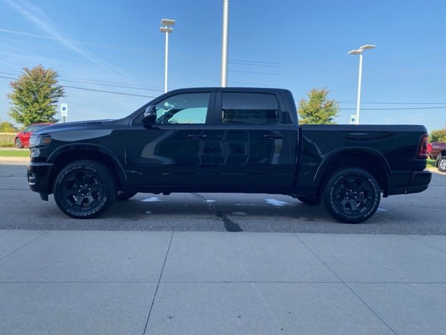 New 2026 RAM 1500 4x4 Crew Cab image 8