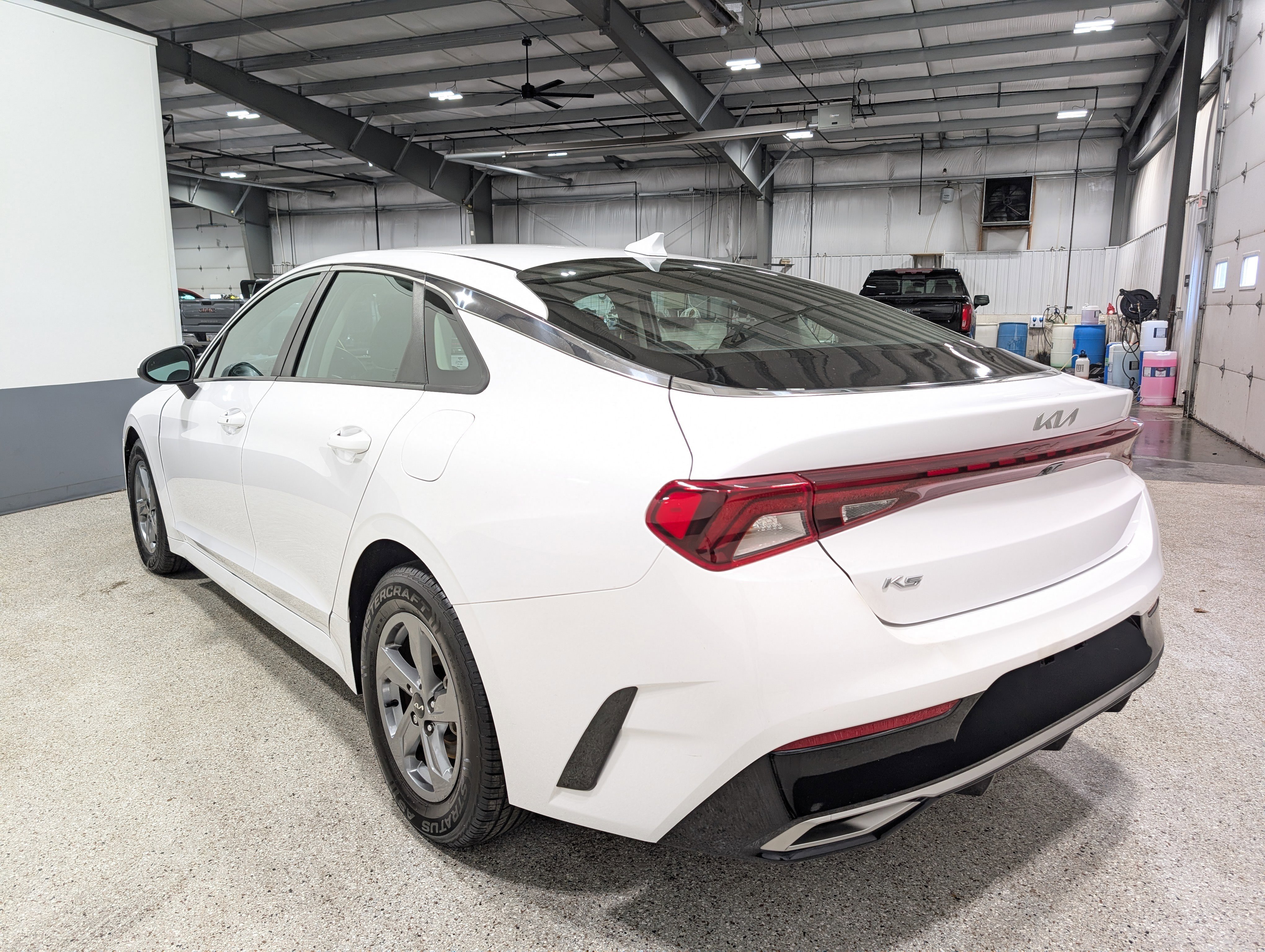 Used 2022 Kia K5 LXS image 5