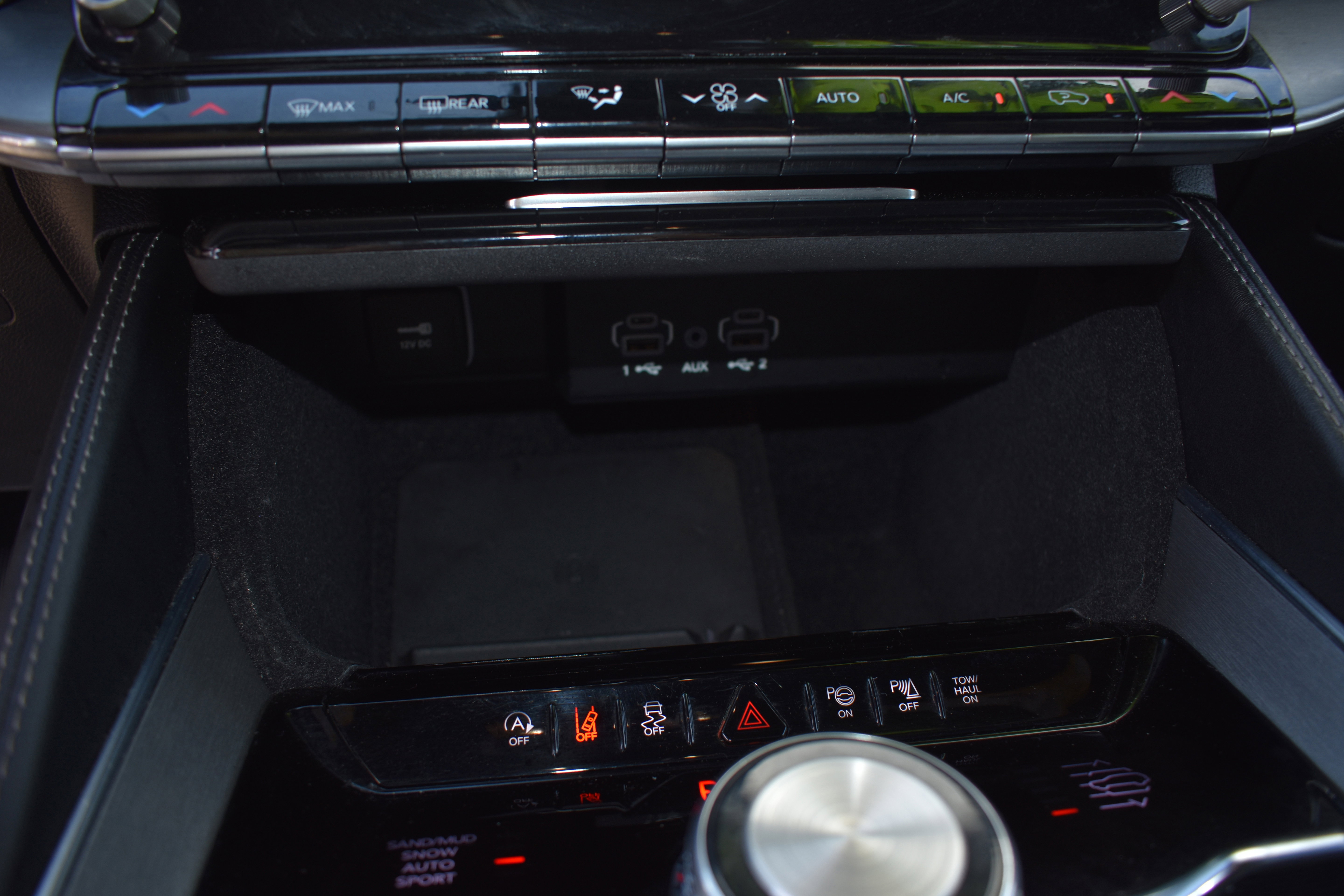 Used 2024 Jeep Wagoneer Series II w/ Convenience Group I image 21