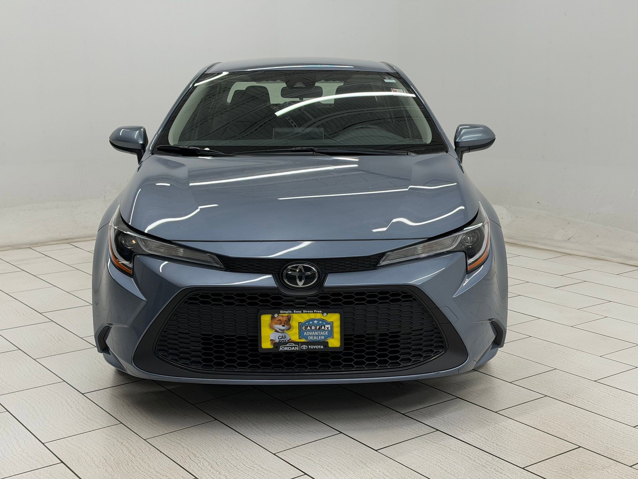 Used 2021 Toyota Corolla LE w/ Carpet Mat Package (TMS) image 4